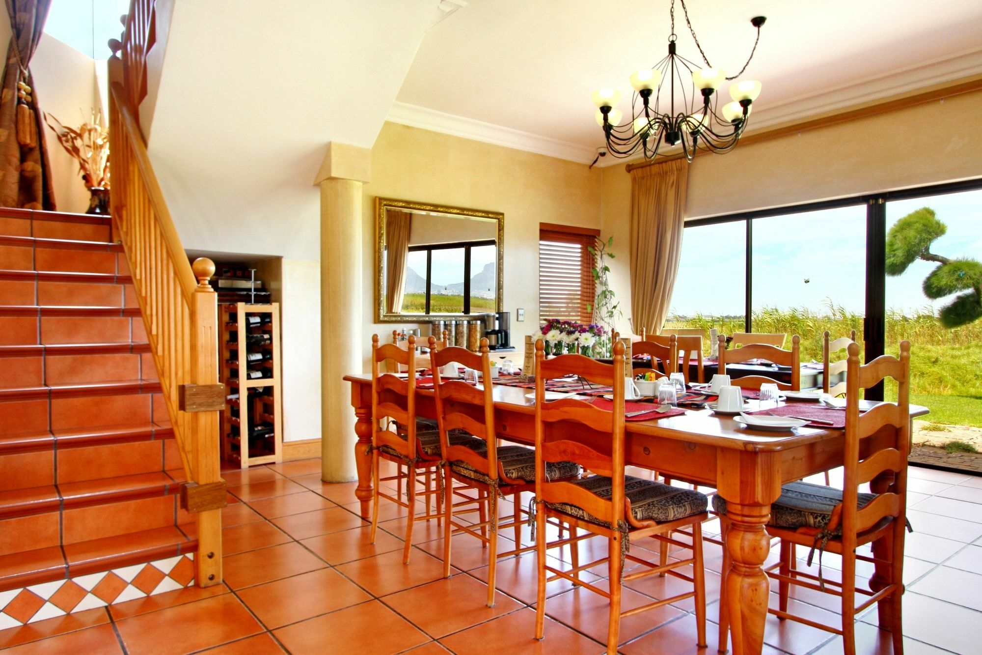 Casa Mia Guesthouse Table View Esterno foto
